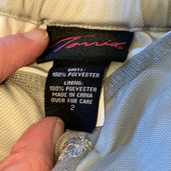 Spaghetti Strap Silver Torrid Tank 2X - Picture 2 of 8